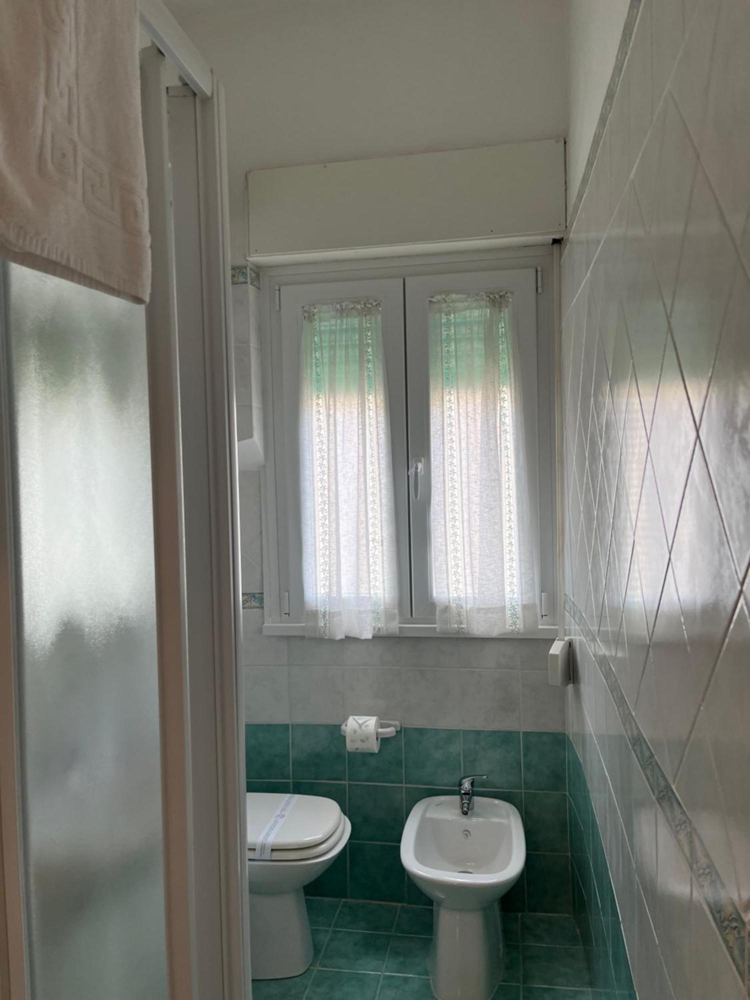 Intero Appartamento dei Pini posto auto incluso Tivoli Esterno foto